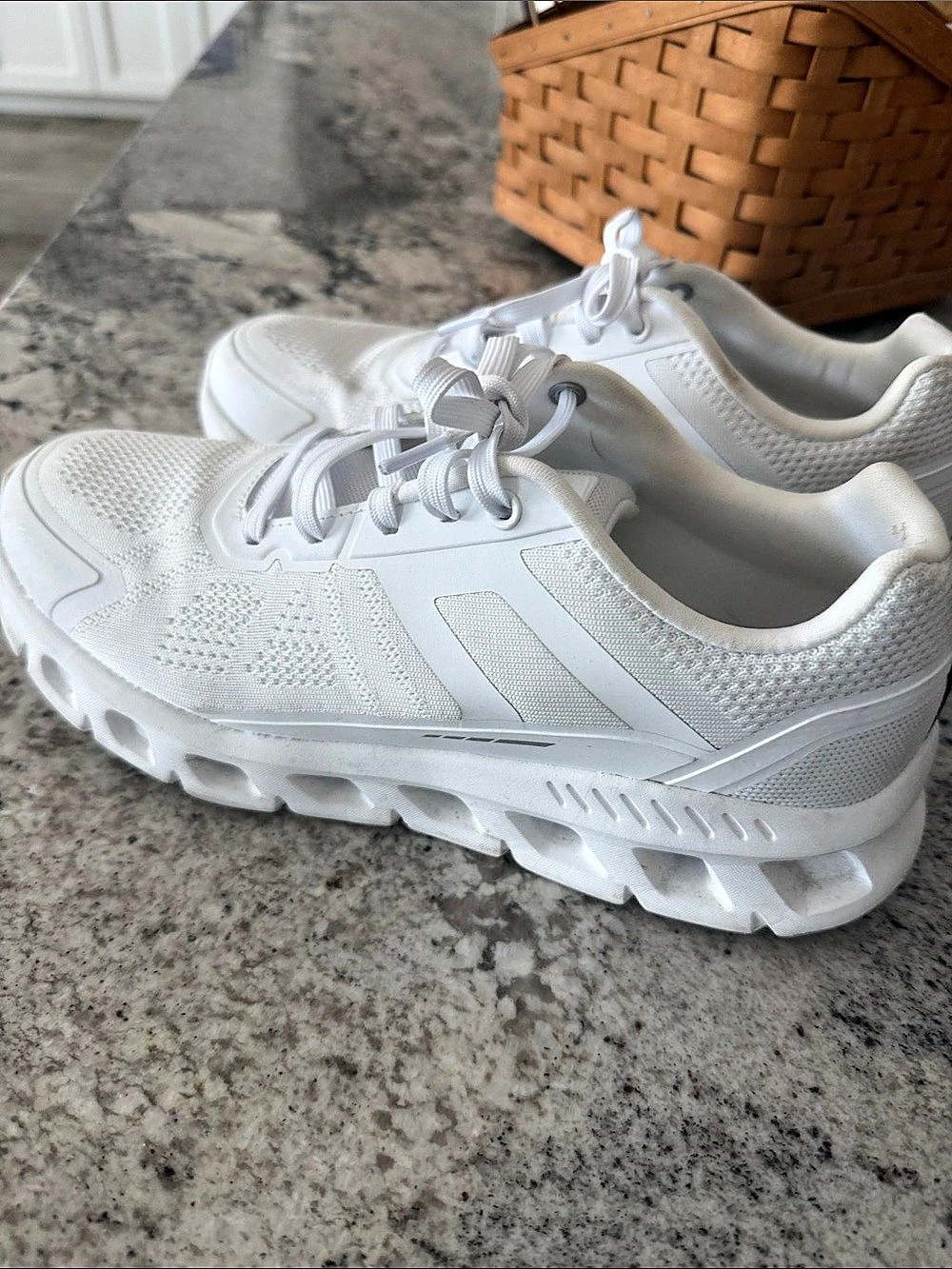 Avia Women's Air Athletic Sneakers White US 10